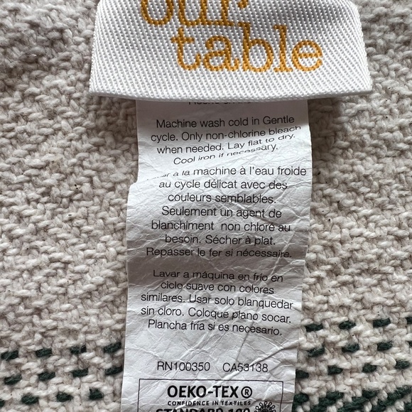 LONG TABLE RUNNER with fringe 100% COTTON APPROX 116"  including fringe - Picture 4 of 5